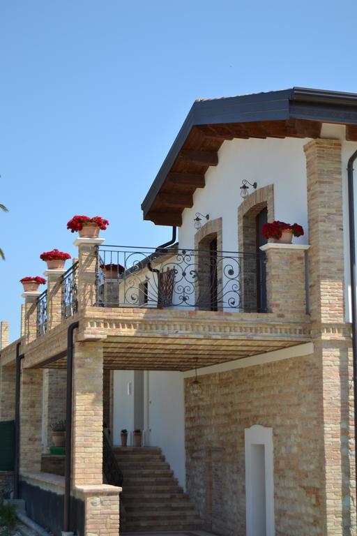 Agriturismo De Luca Mozzagrogna Экстерьер фото