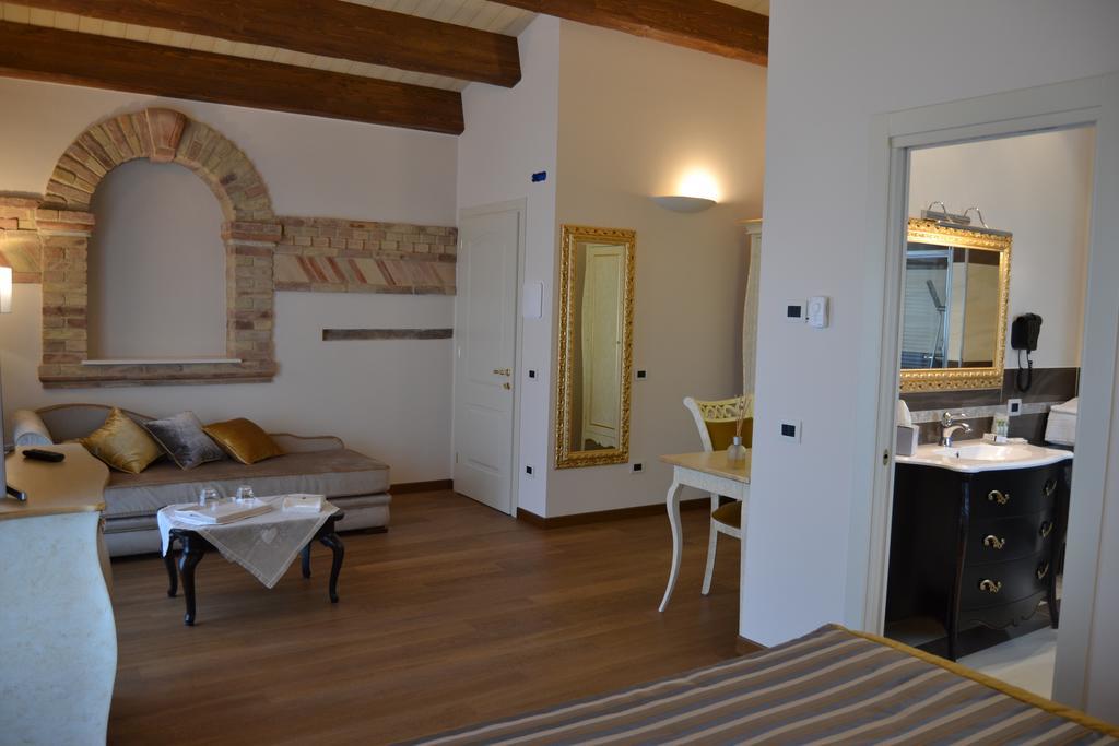 Agriturismo De Luca Mozzagrogna Экстерьер фото