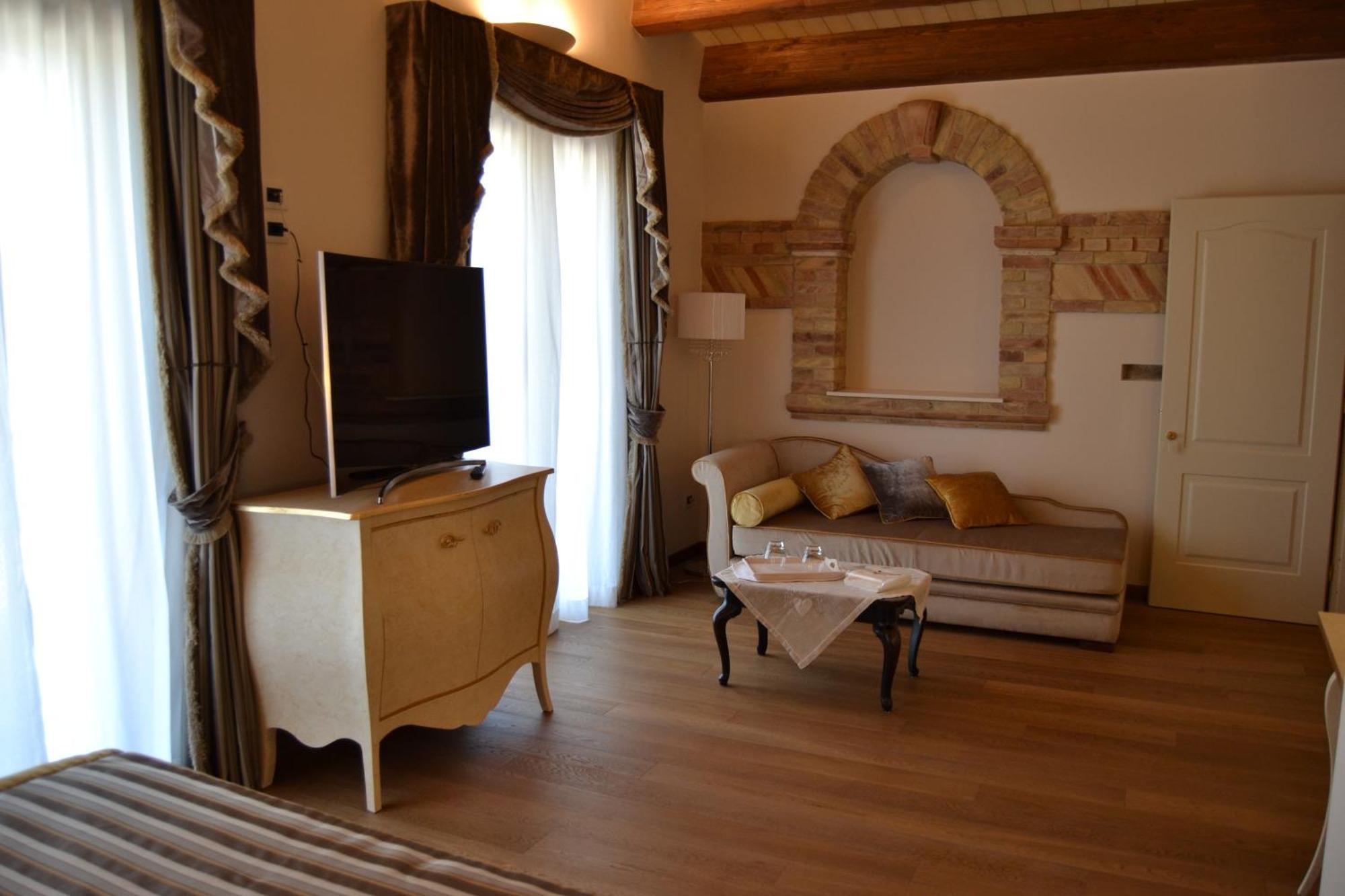 Agriturismo De Luca Mozzagrogna Экстерьер фото